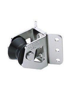 Small Halyard Restrainer. 2